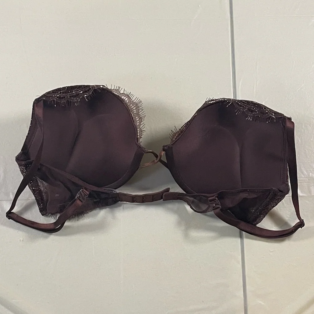 Victoria's Secret Deep Brown Lace Bra - Picture 8 of 15